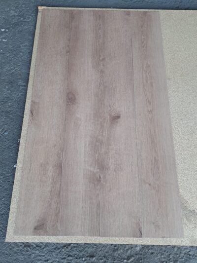 LVT vinyl – Dry Back 1404