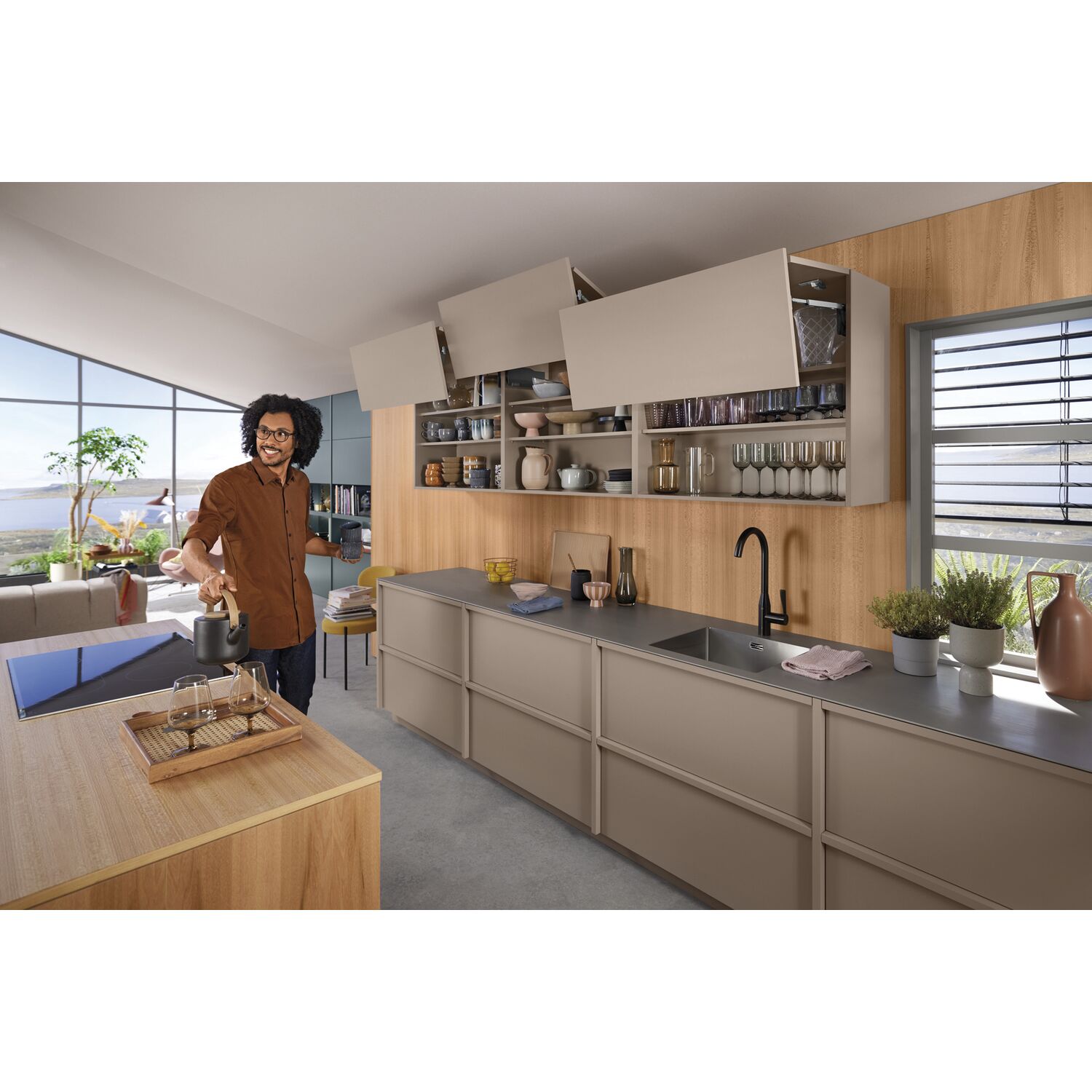 AVENTOS HF top Blumotion Zdvihač L+P, LF=2700-13500, K našroubování, 22F2500 AVENTOS HF top Blumotion Zdvihač L+P, LF=2700-13500, K našroubování, 22F2500