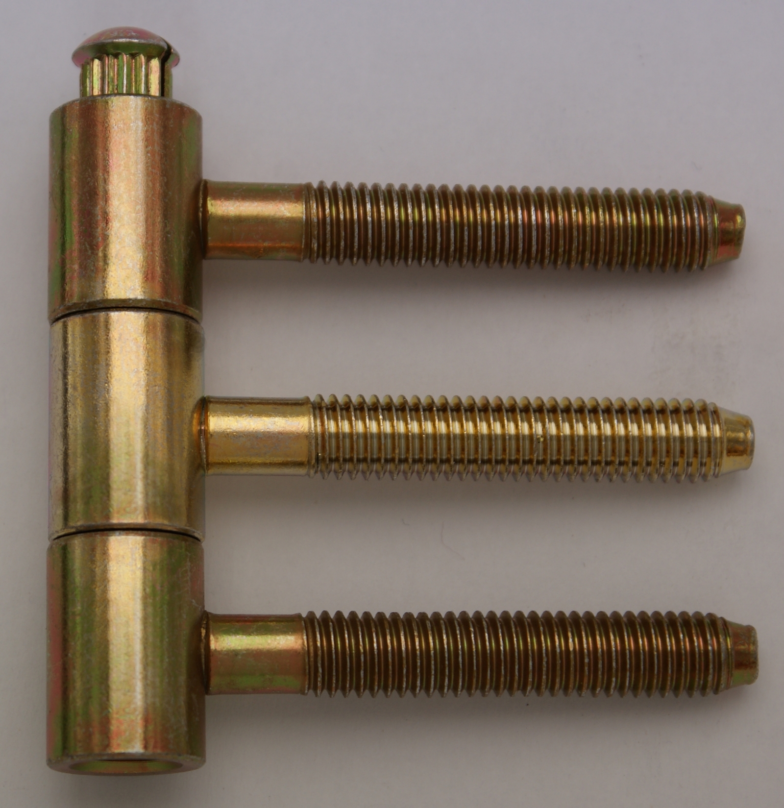 Závěs 3dily 14x60 M8/50 zlatý 96340510 Závěs 3dily 14×60 M8/50 zlatý 96340510