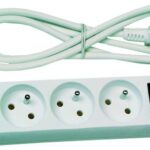 Přívod prodlužovací 3 m 4 zasuvky-vypínač max 10A