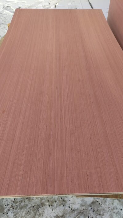 Preklizka 5 Bintangor 2440*1220*5 BB/CC vodovzdorná Preklizka 5 Bintangor 2440*1220*5 BB/CC vodovzdorná