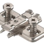 Podložka BLUM CLIP křížová, ocel, s eurošroubem, zvýšení 0mm 173L8100